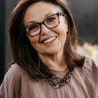 Stacy Klone - H7 Netowrk - Profile Picture-1